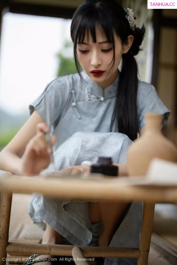   [XiuRen]高清写真图 2025.05.15 No.10278 茂木希子 日式旗袍第14张图片
